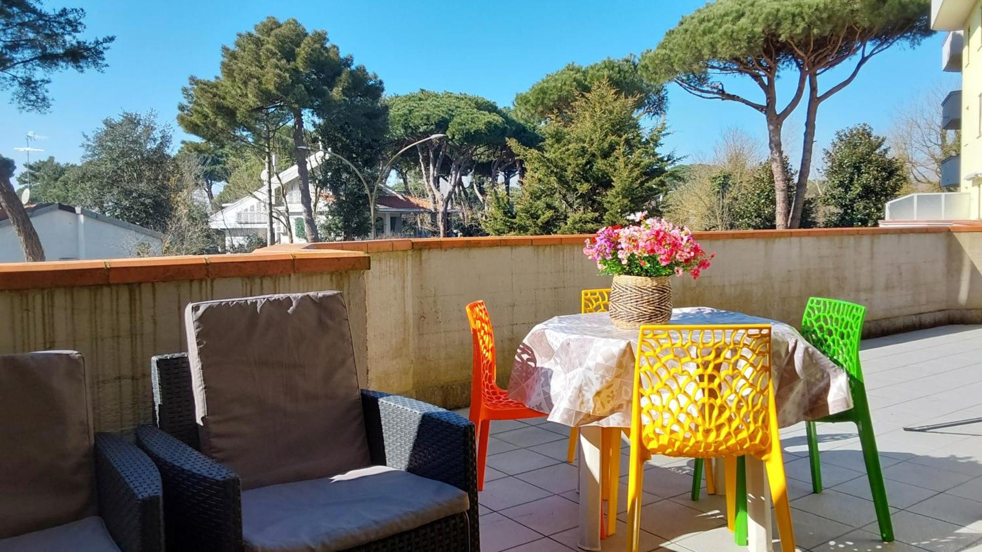 La Dolce Vita - Apartment With Shared Pool And Large Terrace Lido delle Nazioni Eksteriør bilde